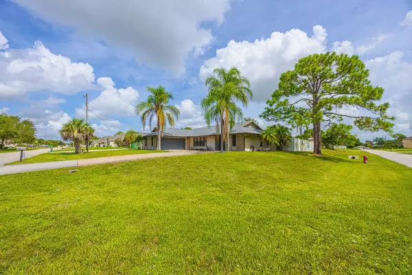 Port Saint Lucie, FL 34984,101 SW Chapman AVE