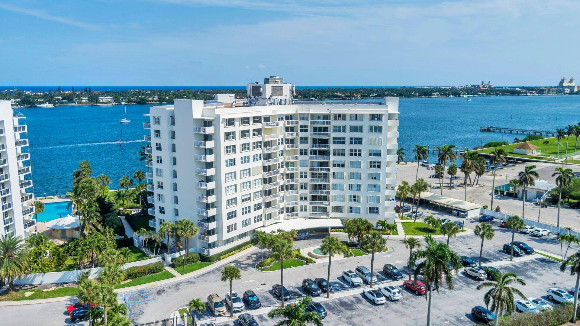 2600 N Flagler DR 211, West Palm Beach, FL 33407