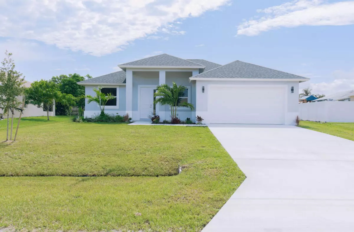Port Saint Lucie, FL 34986,5941 NW Center ST