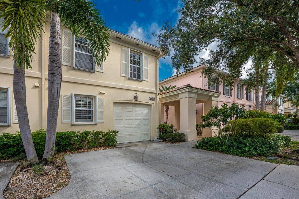 2151 Tigris DR, West Palm Beach, FL 33411