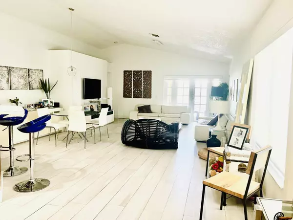 Weston, FL 33327,1377 Majesty TER