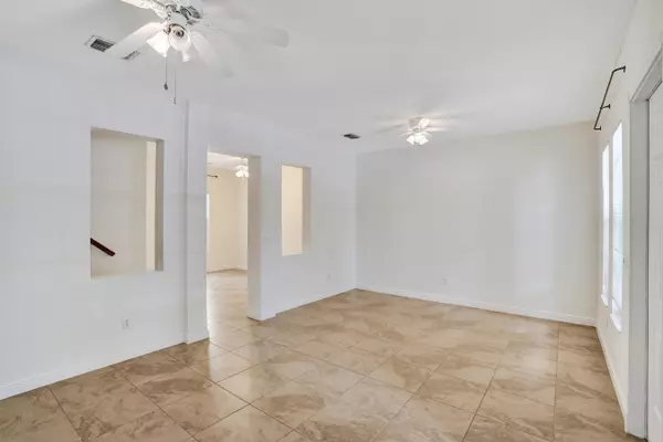 Boca Raton, FL 33487,8308 NW 9th AVE