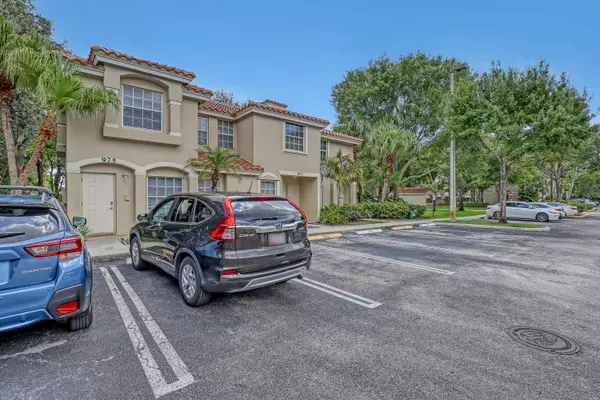 West Palm Beach, FL 33406,971 Summit Lake DR