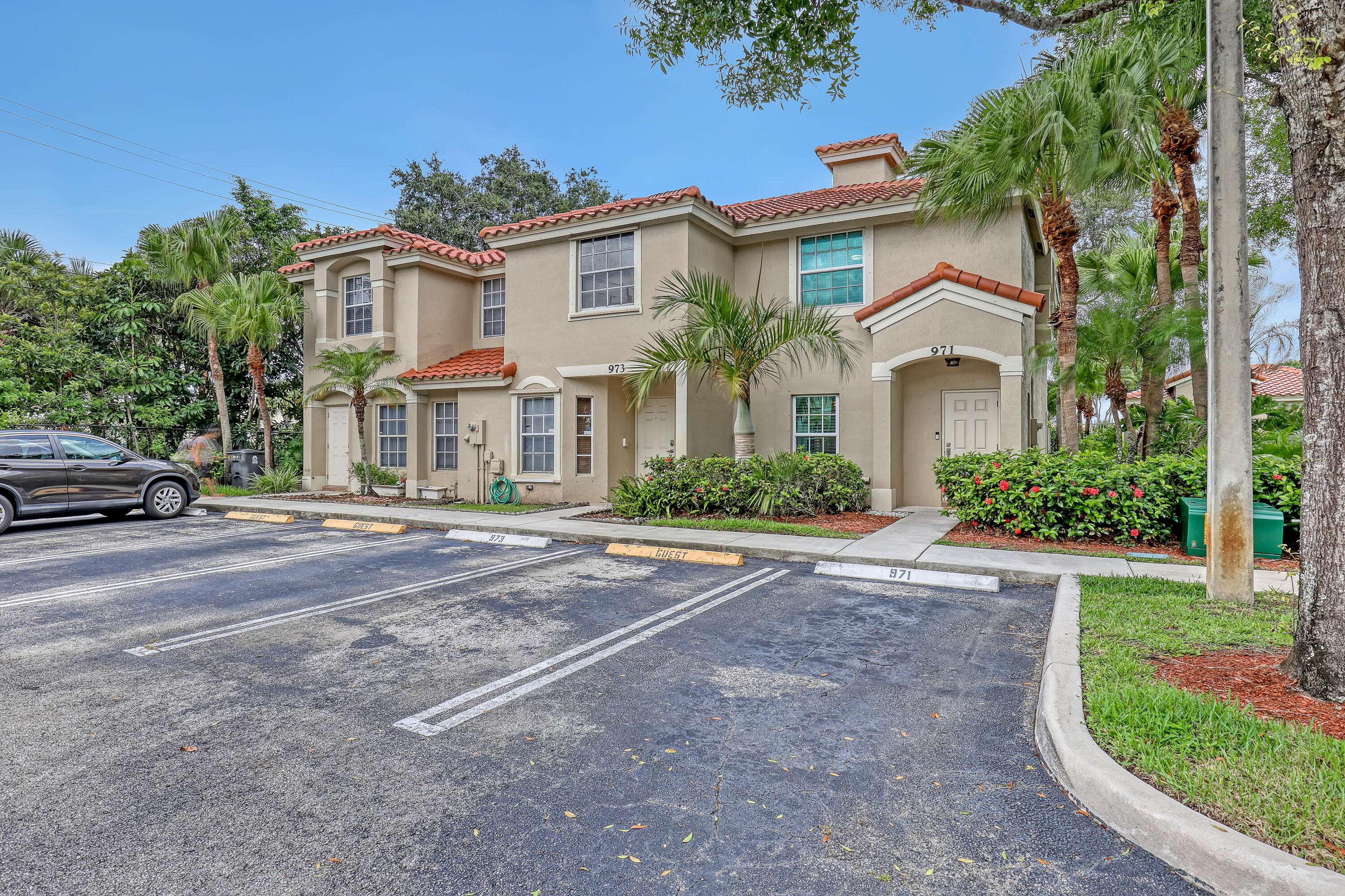 971 Summit Lake DR, West Palm Beach, FL 33406