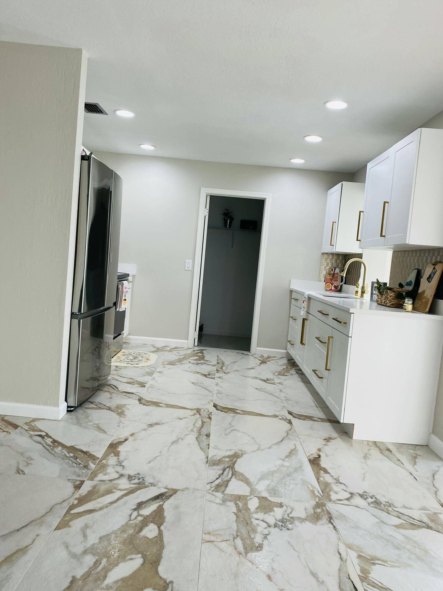 Lake Worth, FL 33462,3119 Tropical TRL