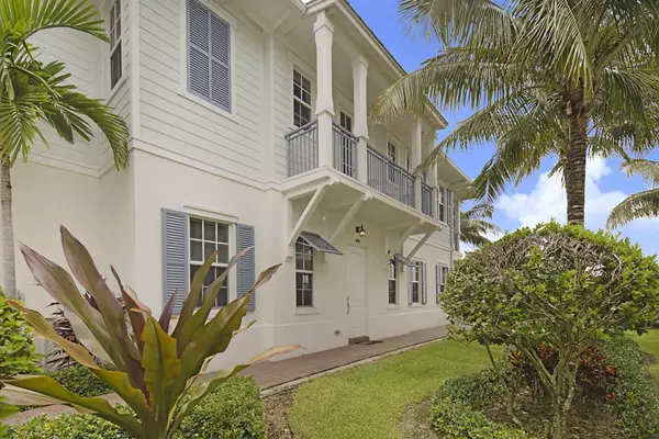 Juno Beach, FL 33408,122 Ocean Breeze DR