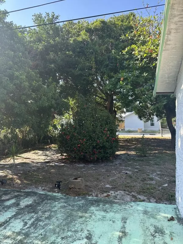 West Palm Beach, FL 33407,501 16th ST