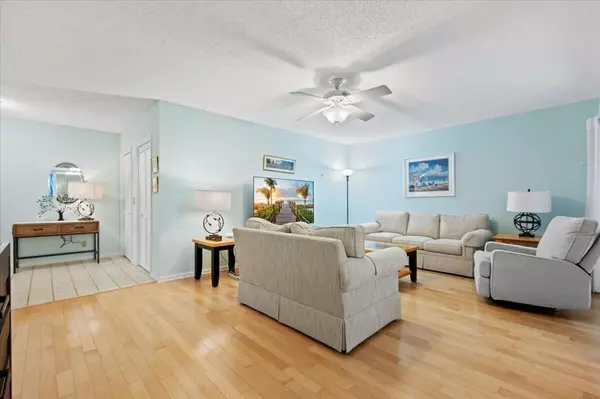 Jupiter, FL 33477,16942 Waterbend Drive DR 155