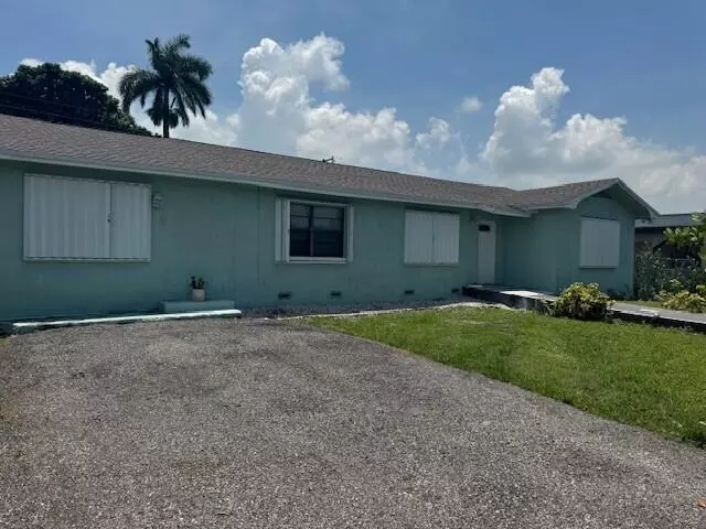 South Bay, FL 33493,125 SW 6th AVE