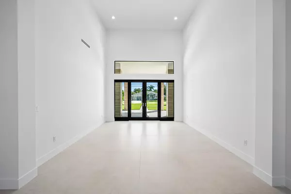 Wellington, FL 33414,14817 Paddock DR