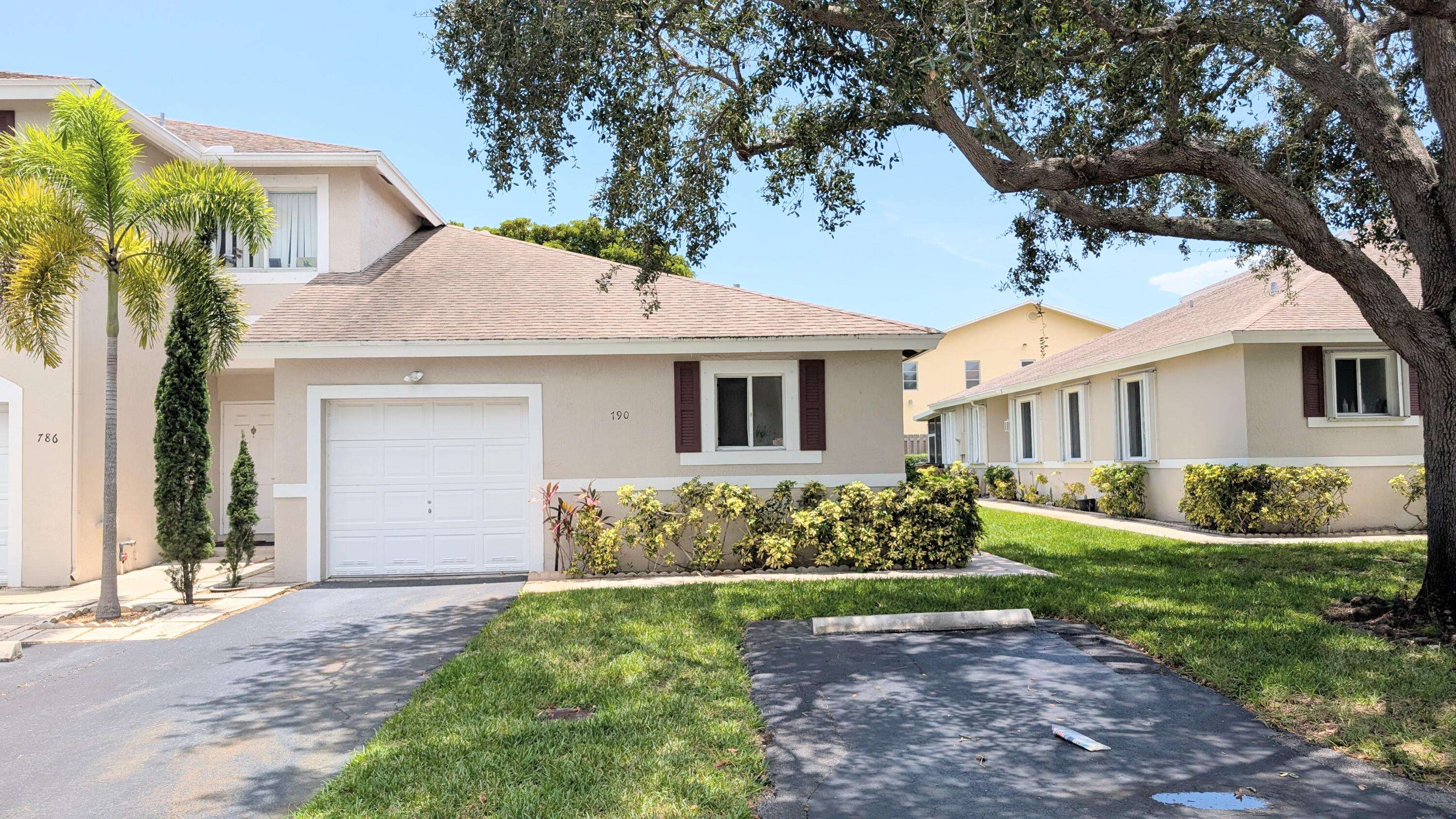 790 NW 42nd PL, Deerfield Beach, FL 33064