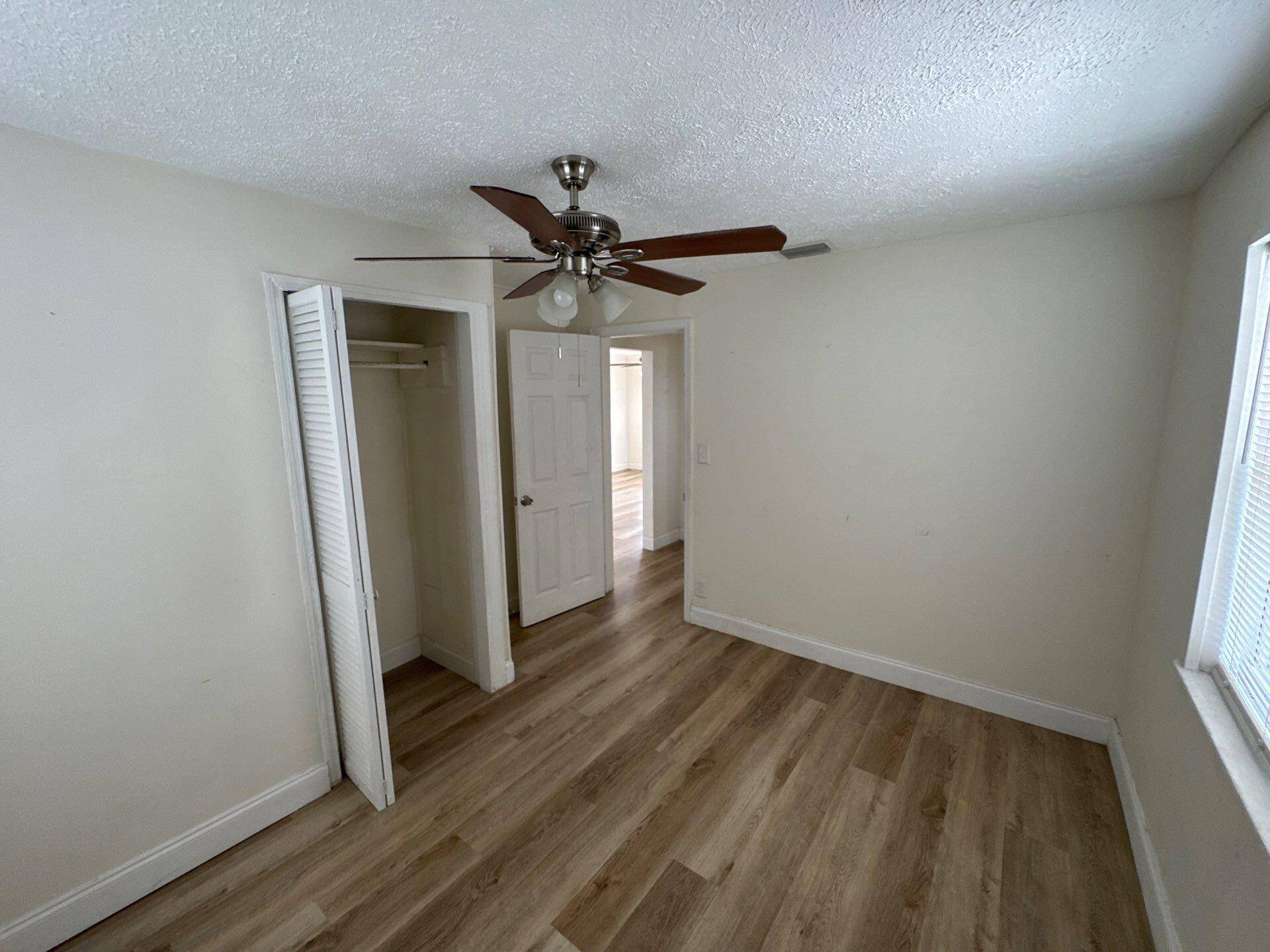 Riviera Beach, FL 33404,901 W 7th ST
