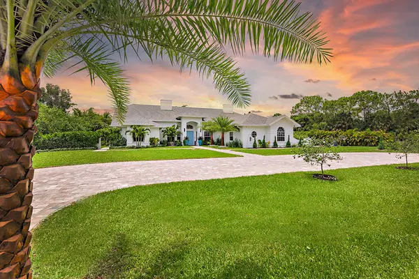 Palm Beach Gardens, FL 33418,8852 N 154 CT