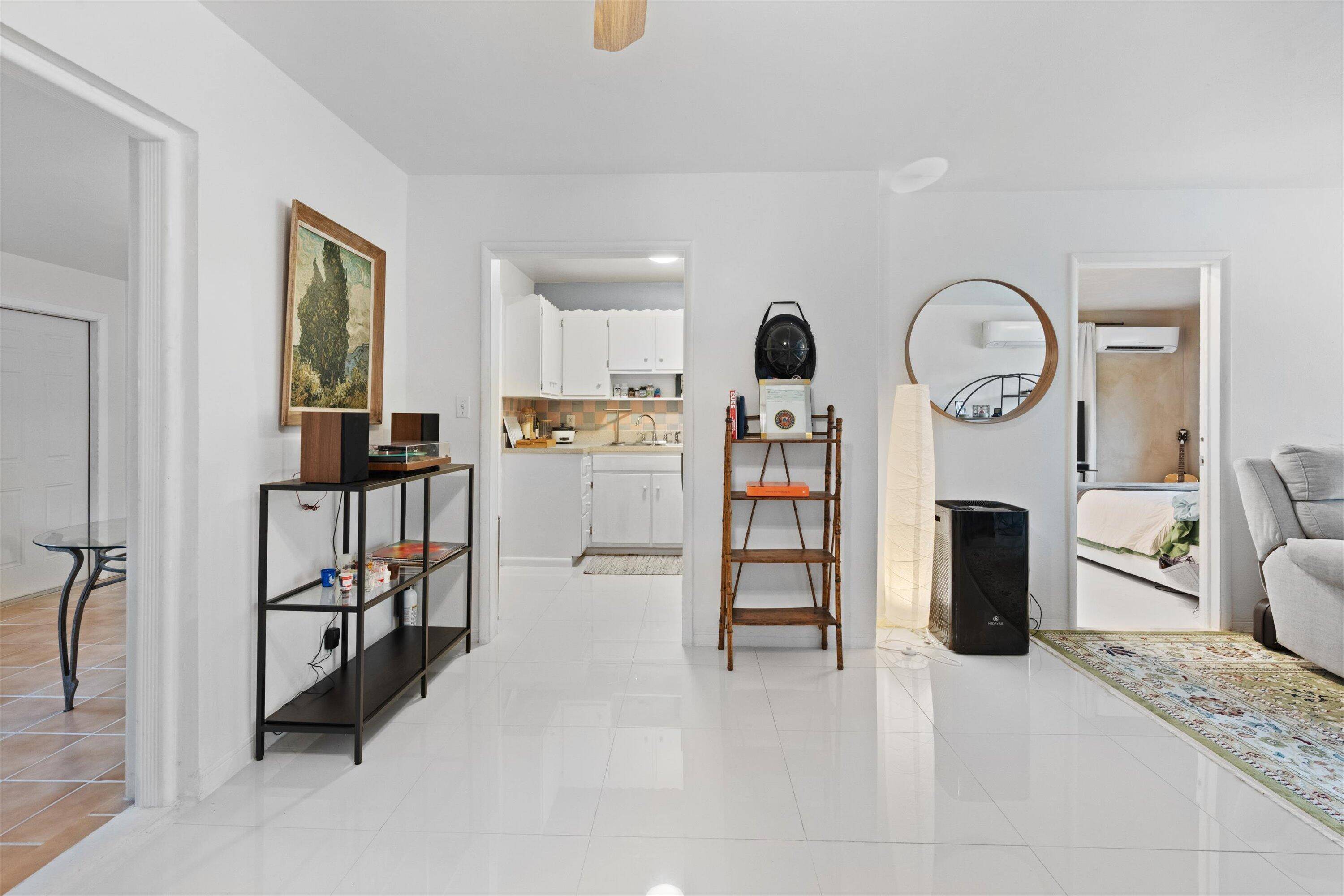 West Palm Beach, FL 33401,2121 Parker AVE