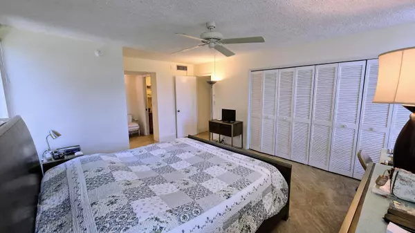 Pompano Beach, FL 33069,3100 N Course LN 410