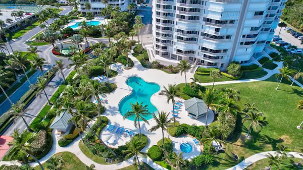 Hutchinson Island, FL 34949,5051 North Highway A1a Penthouse 2-3