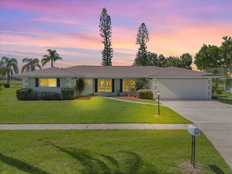 3060 SE Santa Anita ST, Port Saint Lucie, FL 34952