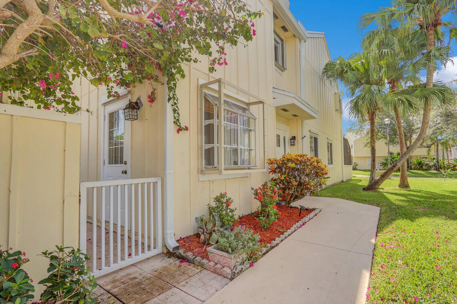 6175 Riverwalk LN 1, Jupiter, FL 33458