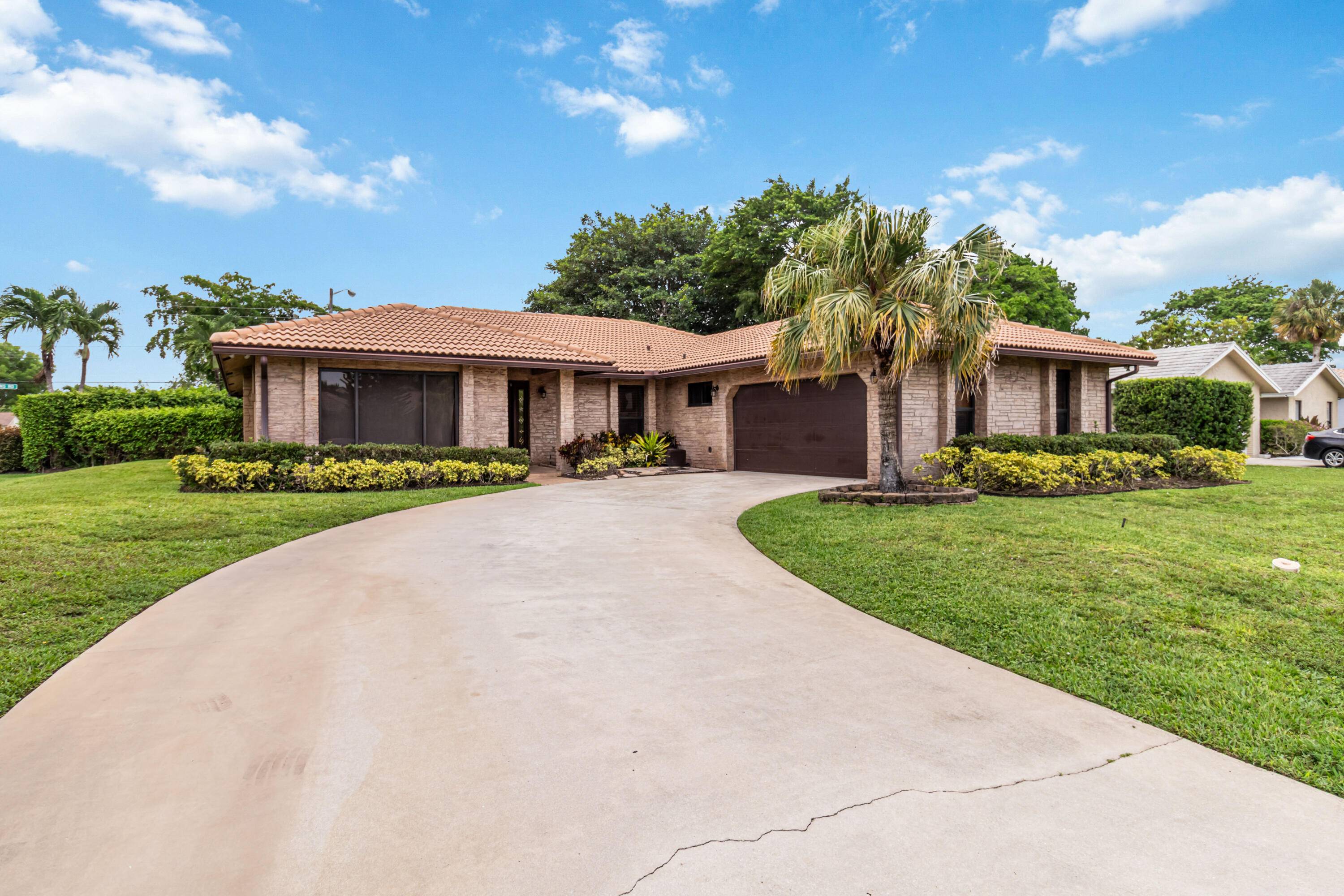 Boca Raton, FL 33428,21920 Holly Tree WAY