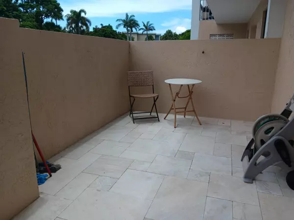 Jupiter, FL 33477,300 N Highway A1a 105d