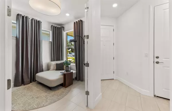 Vero Beach, FL 32967,4421 Pinafore ST Contour 212
