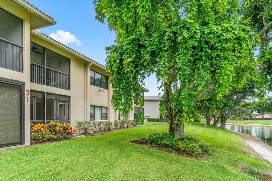 31 Stratford LN C, Boynton Beach, FL 33436