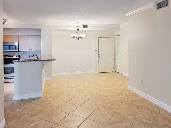 West Palm Beach, FL 33401,616 Clearwater Park RD 509