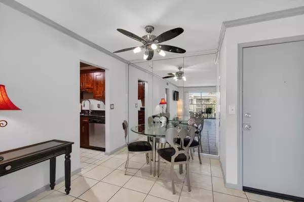 Pompano Beach, FL 33060,170 Cypress Club DR 734