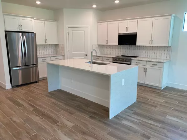Stuart, FL 34997,6840 SE Park Trace DR