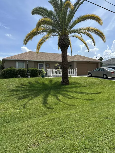 6134 NW Gaylord TER, Port Saint Lucie, FL 34986