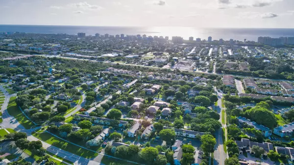 Boca Raton, FL 33487,159 NW 70th ST 516