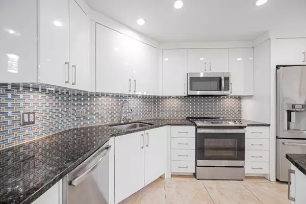 Lake Worth, FL 33467,6745 Versailles CT