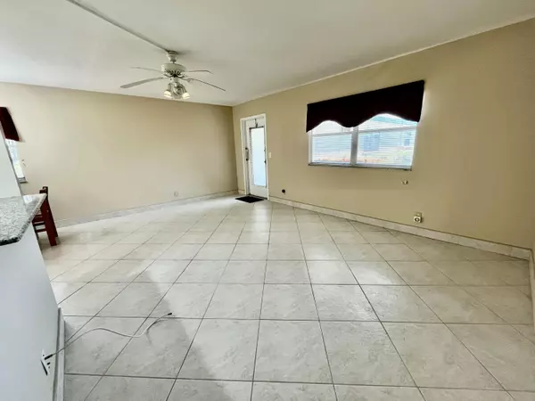 Delray Beach, FL 33446