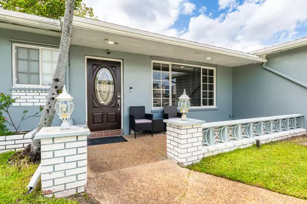 Pembroke Pines, FL 33026,1740 NW 113 AVE
