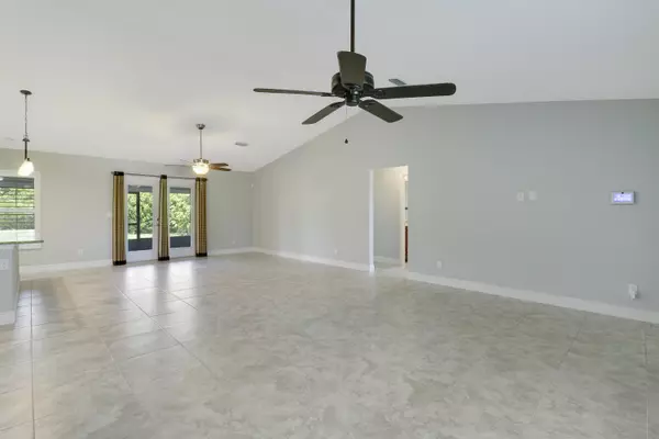 Port Saint Lucie, FL 34953,242 SW South Quick CIR