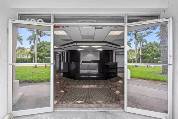 Pompano Beach, FL 33064,555 SW 12th AVE