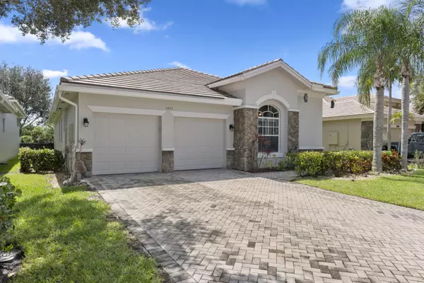 11203 Osprey Lake LN, Palm Beach Gardens, FL 33412