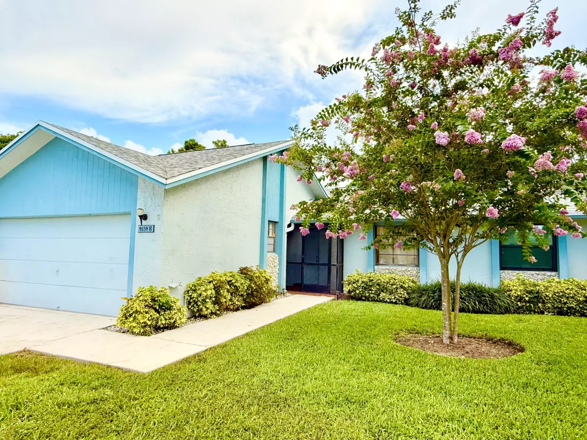 Boca Raton, FL 33428,9159 SW 22nd ST E