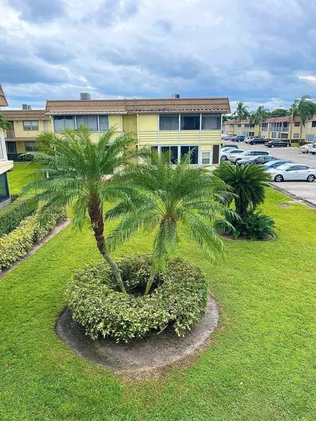 95 Saxony B, Delray Beach, FL 33446