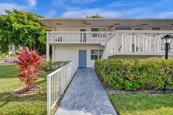 8 Richmond B 8, Deerfield Beach, FL 33442