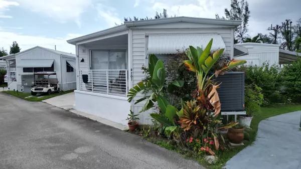 207 Eagle DR D, Briny Breezes, FL 33435