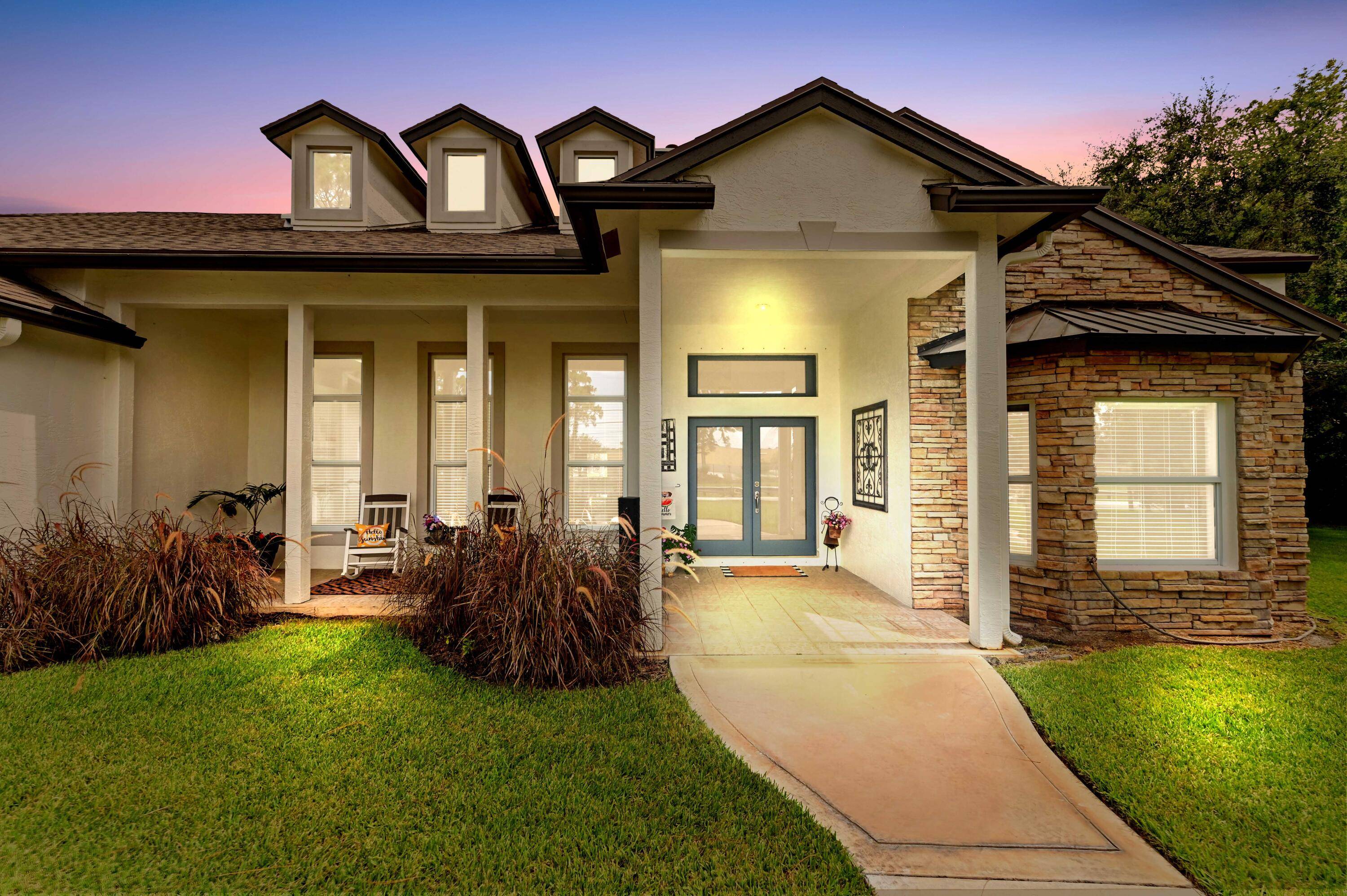 Lake Worth, FL 33467,8945 El Paso DR
