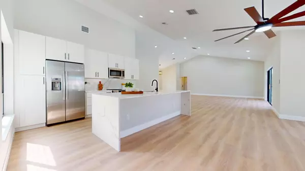 Boynton Beach, FL 33437,6052 Sunberry CIR