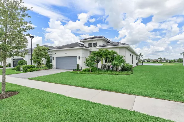 Westlake, FL 33470,15617 Merritt DR