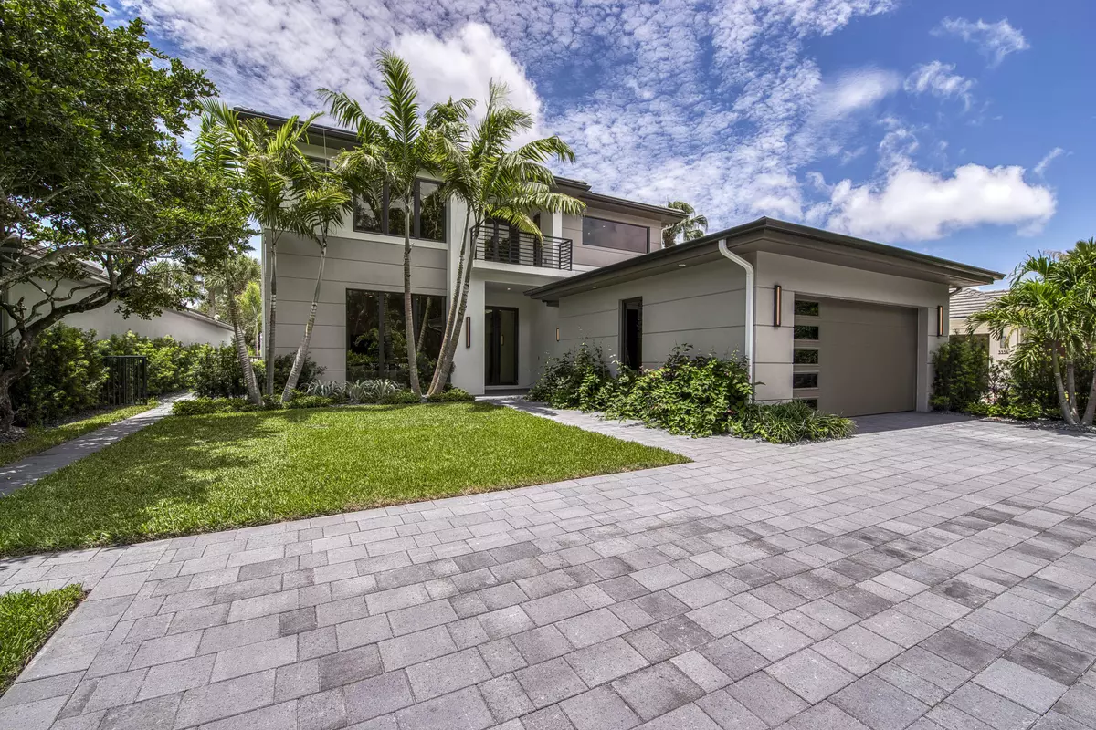 Palm Beach Gardens, FL 33410,3330 W Degas DR