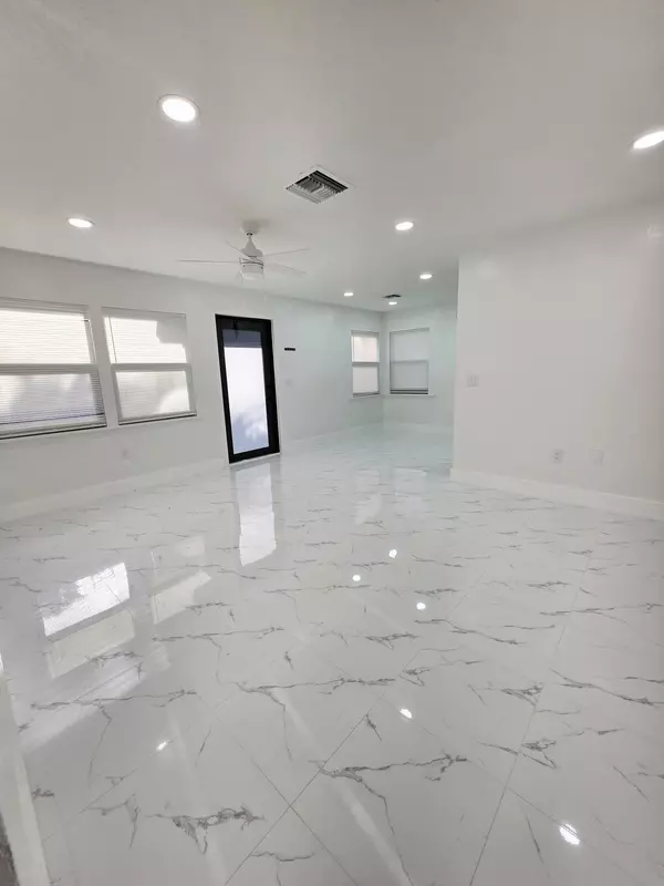 Greenacres, FL 33463,4778 Carver ST