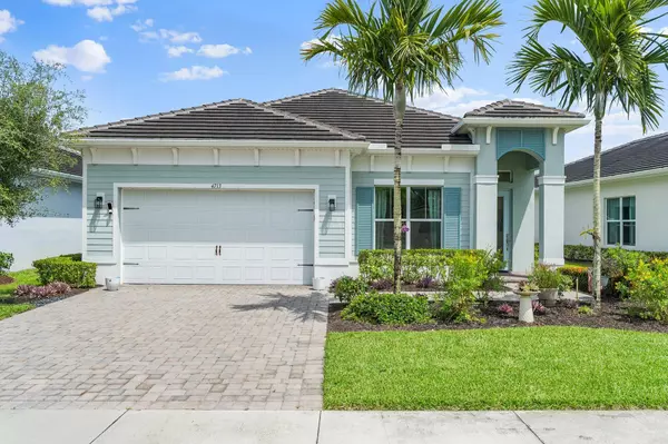 4713 SW Briarwood CT, Stuart, FL 34997