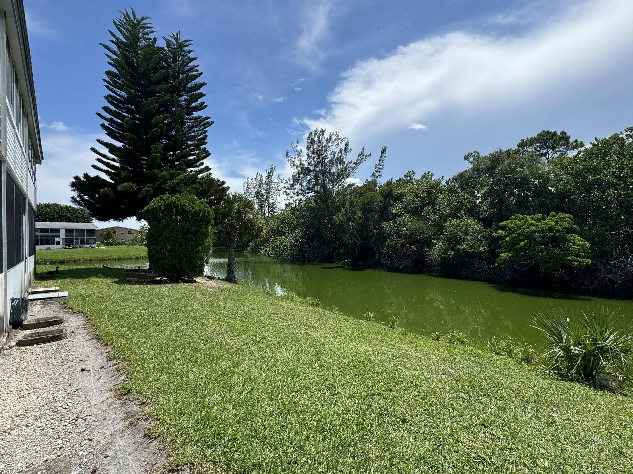West Palm Beach, FL 33417,86 E Northampton