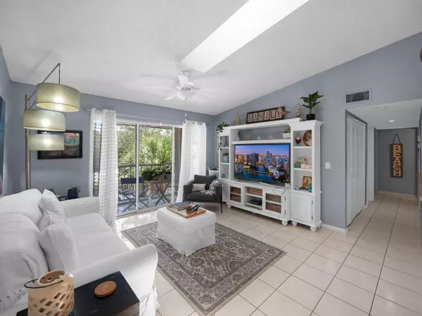 13771 Oneida DR C3, Delray Beach, FL 33446