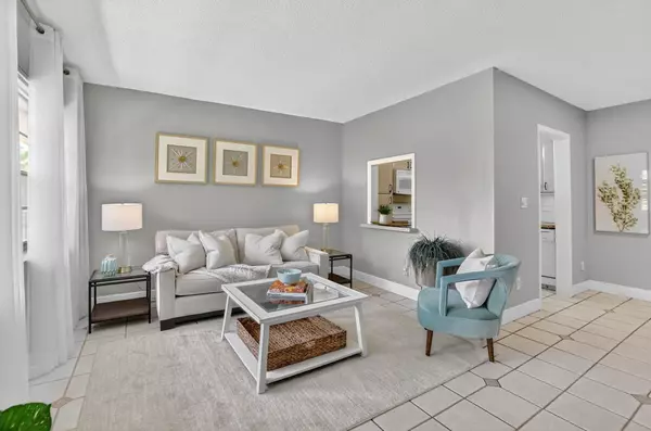 Boca Raton, FL 33431,300 NE 20th ST 108